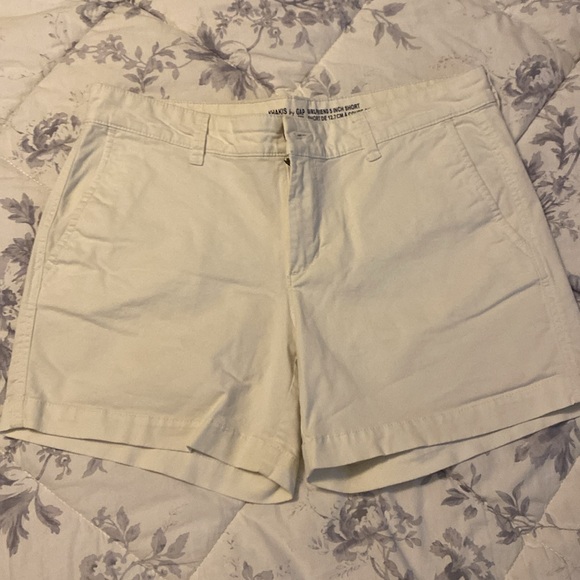 Women’s Gap shorts - Picture 10 of 11